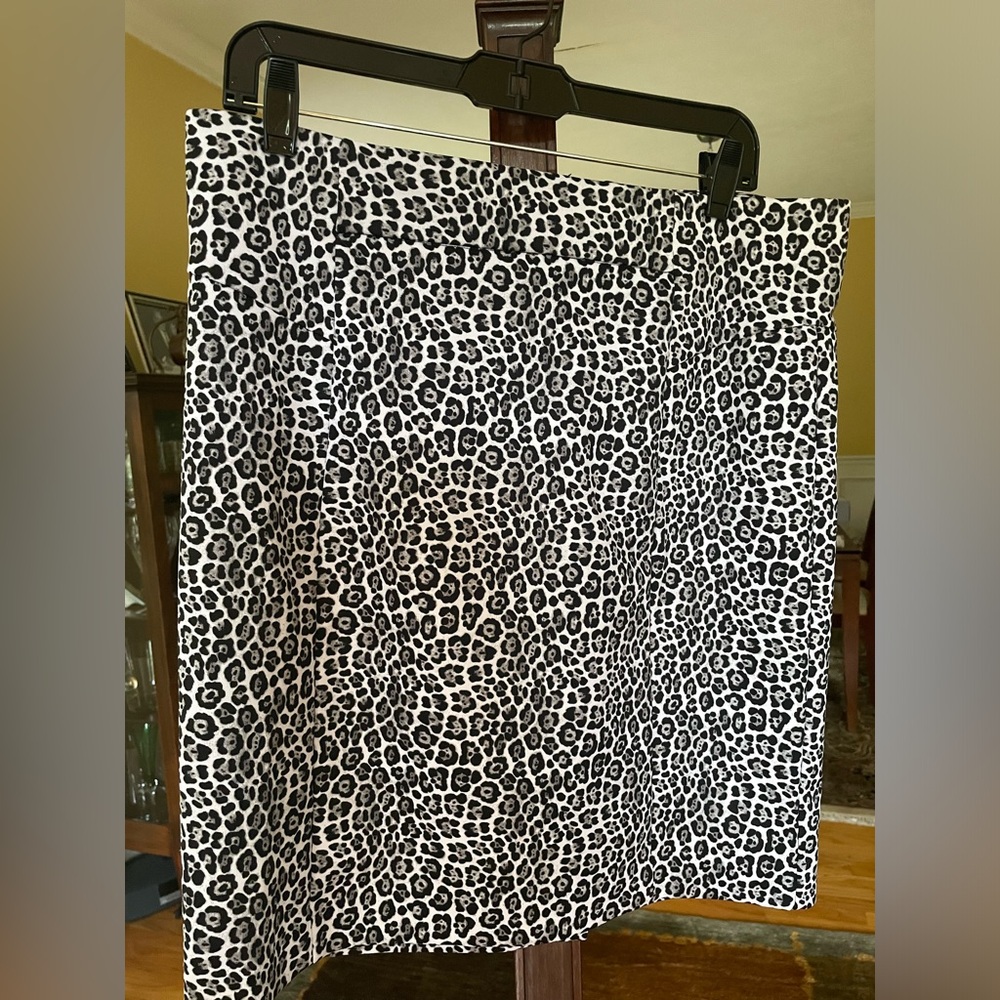 Michael Kors, leopard print skirt, large